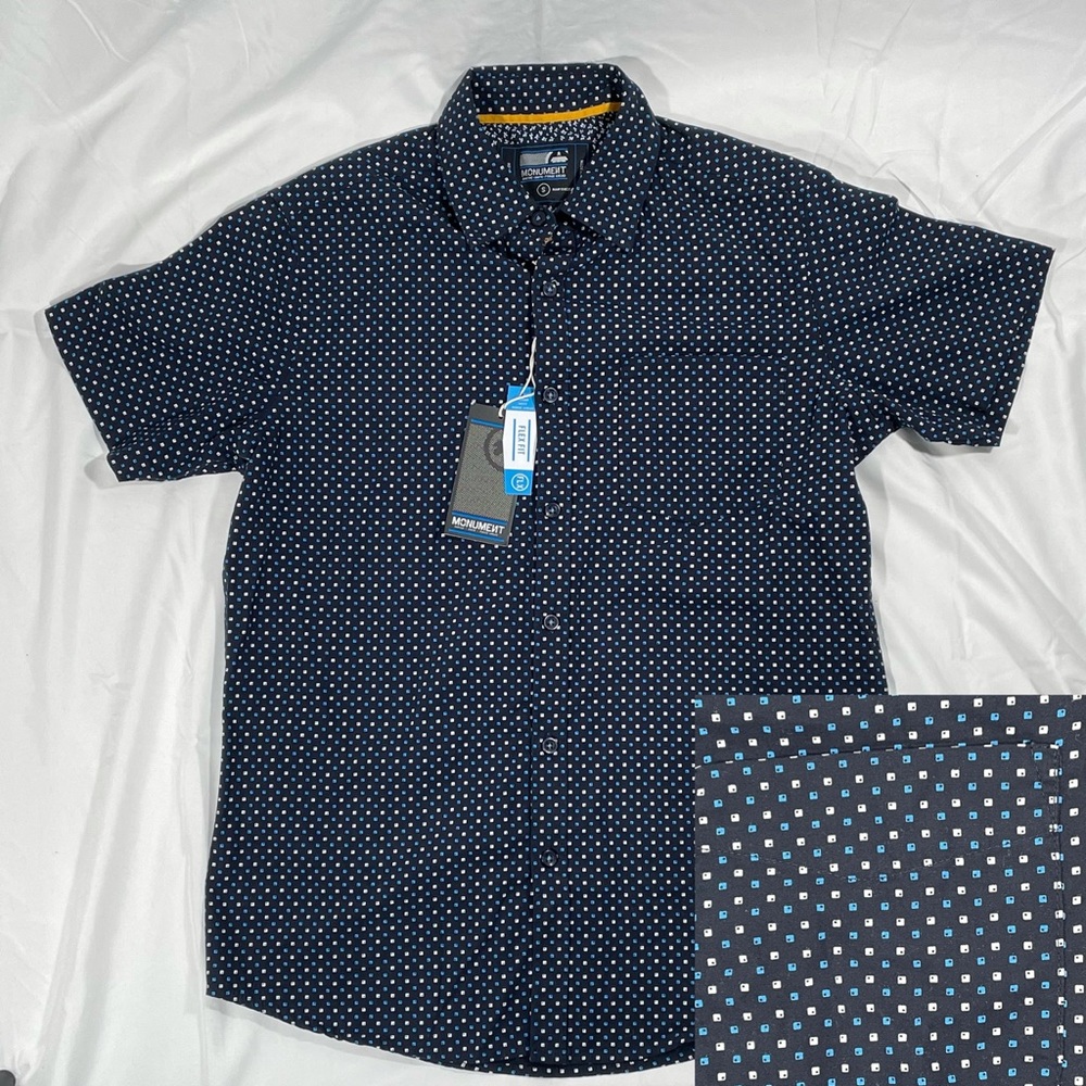 Monument Men short sleeve button up SM